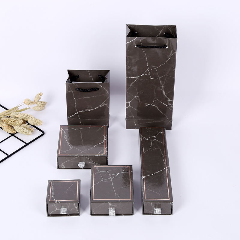 Karton marmurowy Slider Biżuteria Opakowanie Kolczyk Karton Recyklingu Lakier do powlekania UV Tłoczenie Tłoczenie